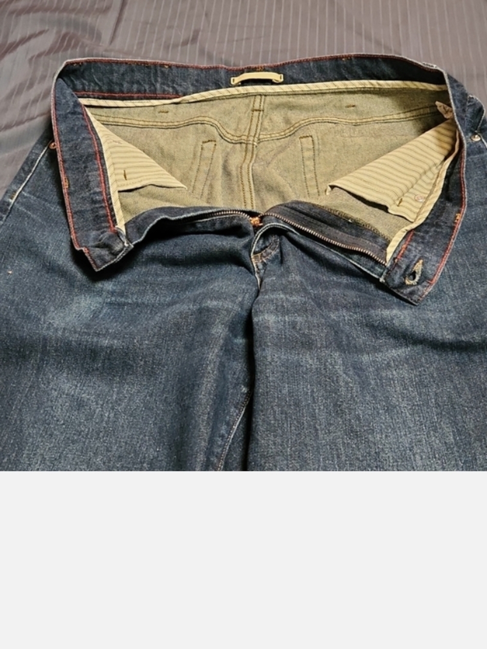 782 L.L. Bean Men’s Dark Blue Straight-Leg Jeans - Picture 5 of 6
